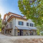 View of Tuscan farmhouse, Caprese Michelangelo