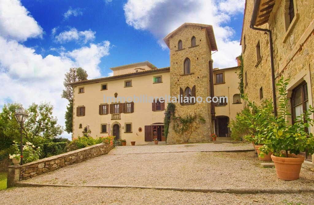 Hamlet For Sale In Italy