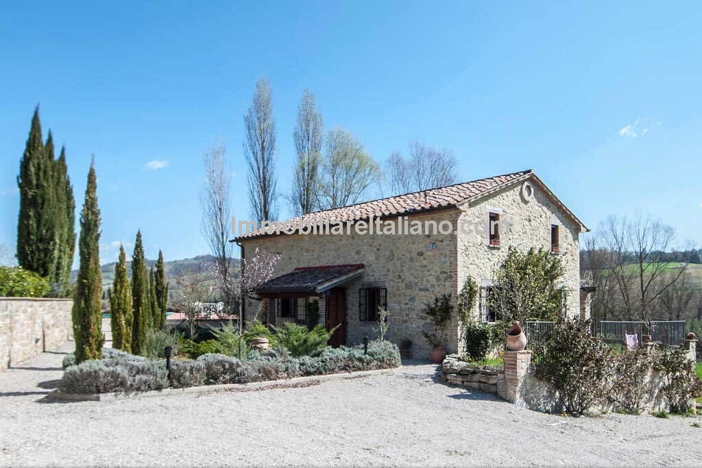 SOLDUmbria Italy new build property on small complex SOLDUmbria Italy new build property on small complex