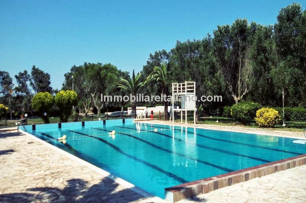 Puglia leisure complex for sale