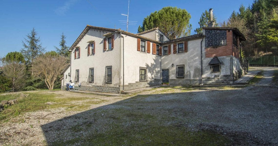 SOLD4 Bed Villa or Two 2 bed Apartments