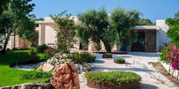 SOLDPuglia Trullo and Villa