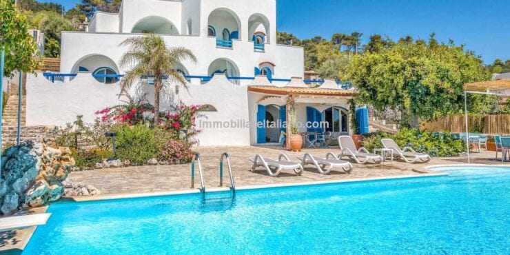 OFF MARKETItalian Beach House