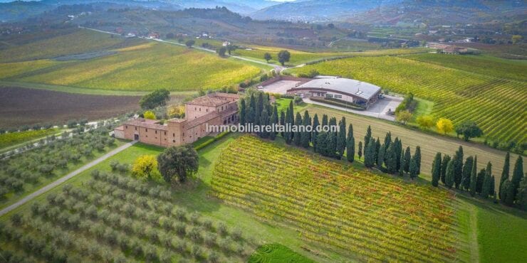 SOLDCastle and Wine Estate