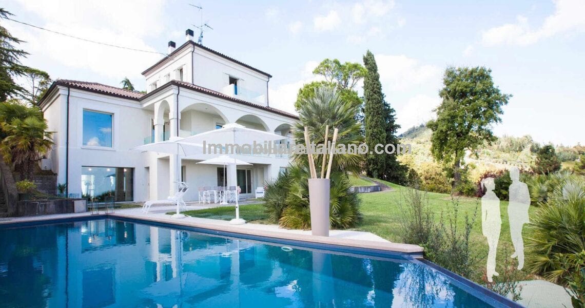 SOLDEmilia Romagna Sea View Villa