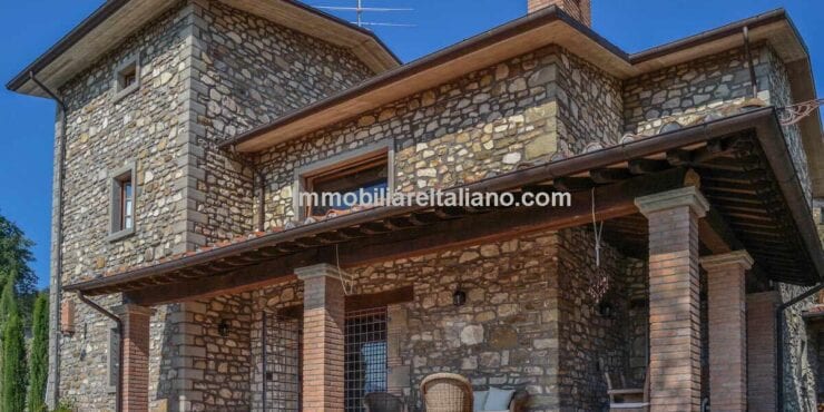SOLD4 Bedroom Apartment Caprese Michelangelo Tuscany