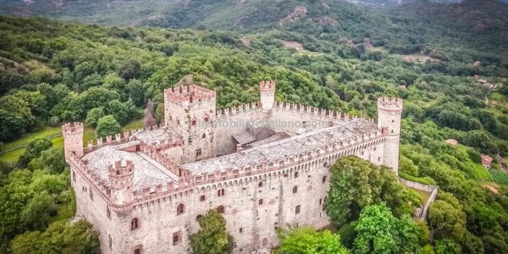 Magical castle property in Italy