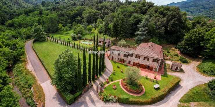 Restored country villa property in Tuscany