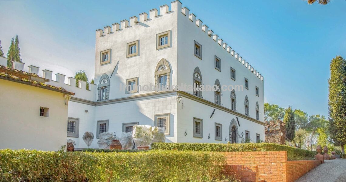 Luxury Italian estate for sale