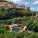 Property for sale in Amelia Umbria, recently built 4 bed 5 bath villa with great views and location, in the shadow of the hill top town of Amelia.