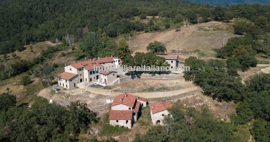 Italian Farmhouses