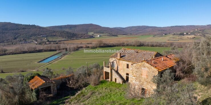 Farmhouse Home in Italy