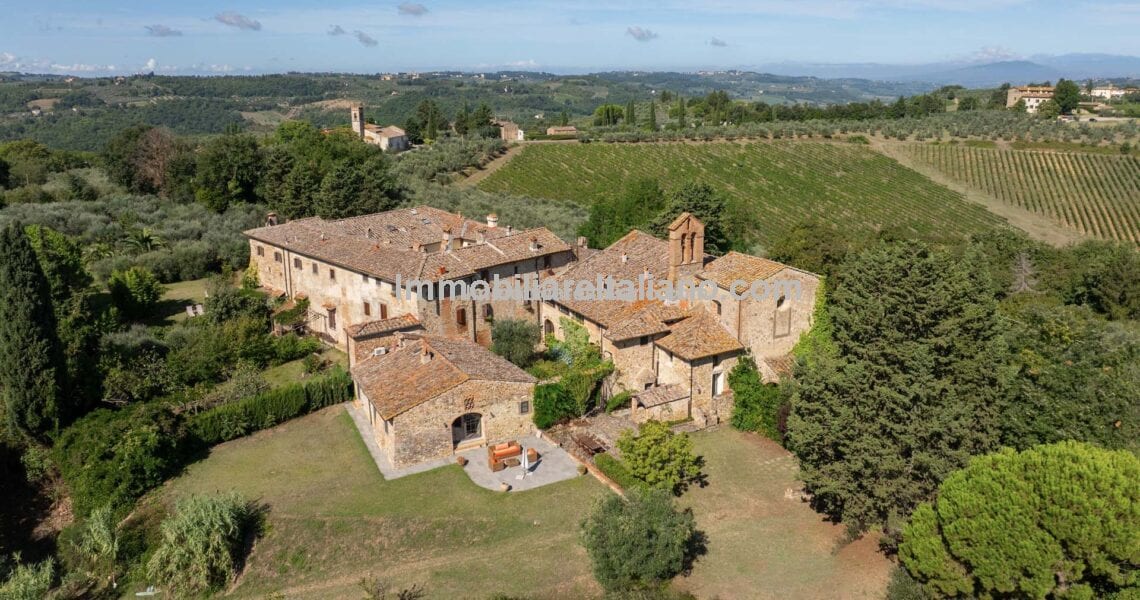 SOLDApartments in a 14th-century Tuscan monastery