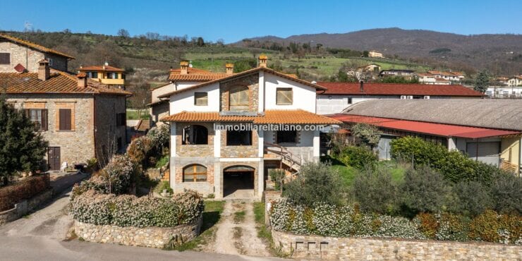 Two family home Sansepolcro, Tuscany