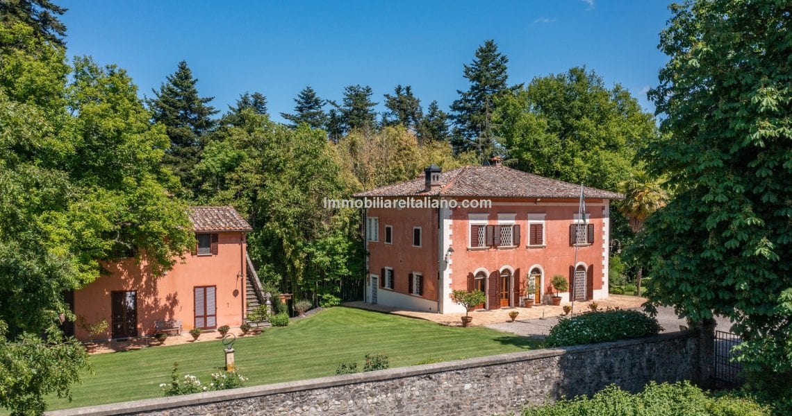 Tuscany Umbria Border Villa