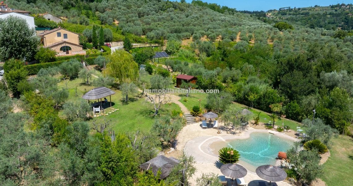 Country house for sale in Tuscany