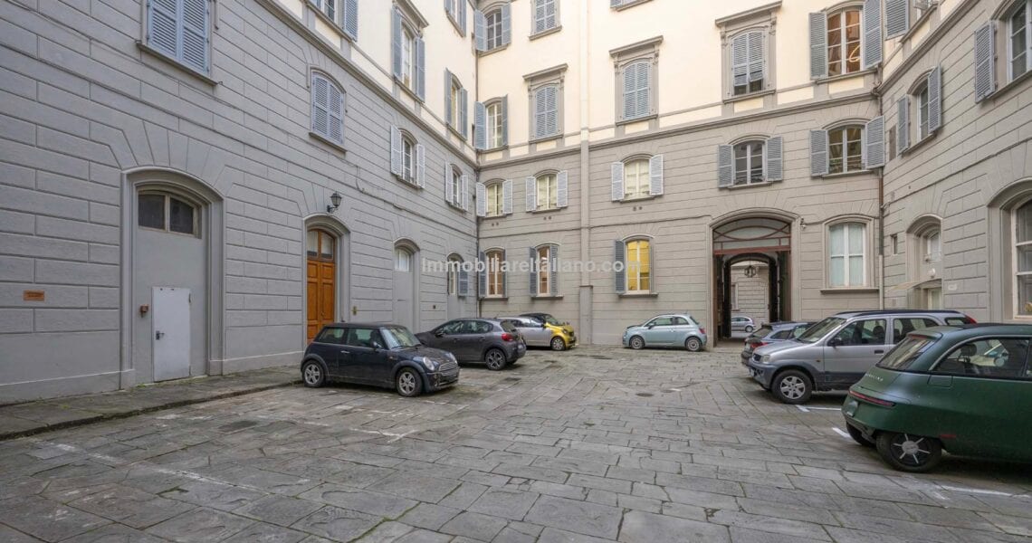 Florence city centre apartment