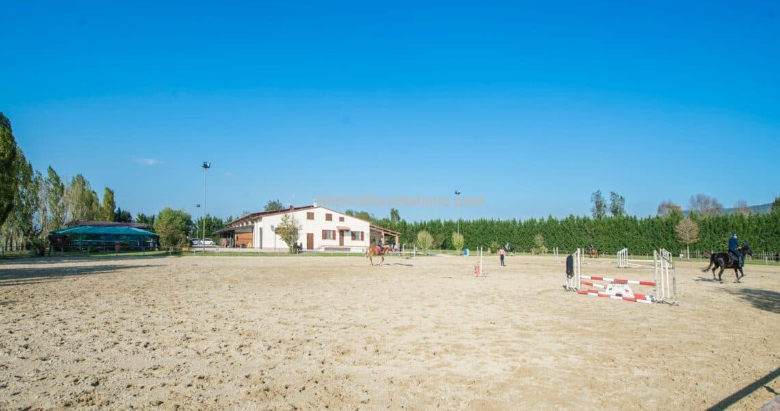 Italian horse property Italian horse property