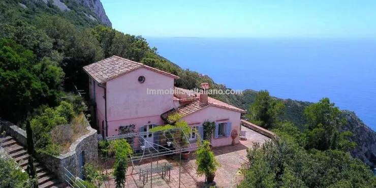 SOLDSea View Property In Tuscany