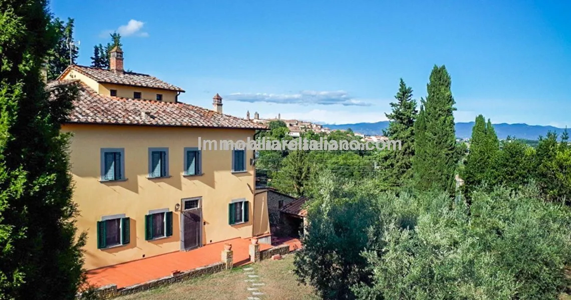 SOLD19th Century villa