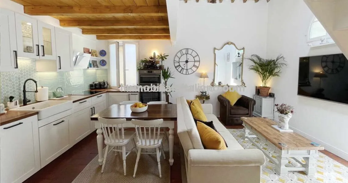 SOLDApartment In Florence