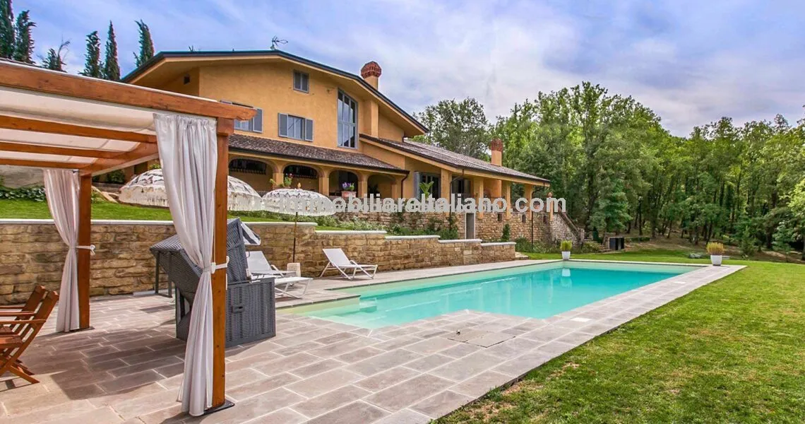 5 Bed Villa In Tuscany 5 Bed Villa In Tuscany