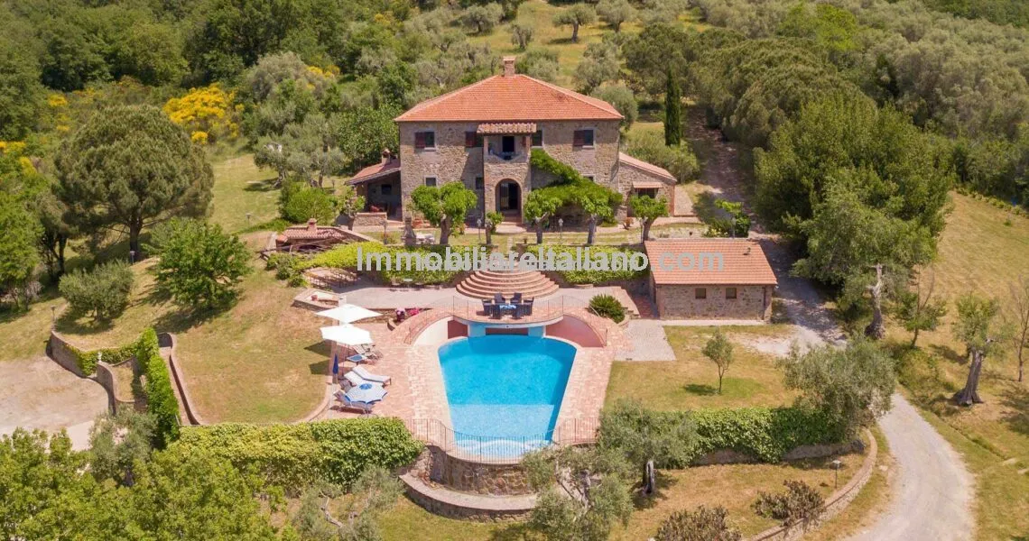 UNDER CONTRACTUmbria Villa Property