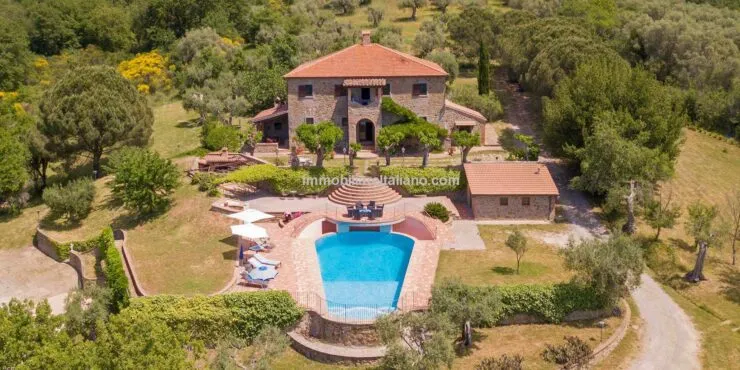 UNDER CONTRACTUmbria Villa Property