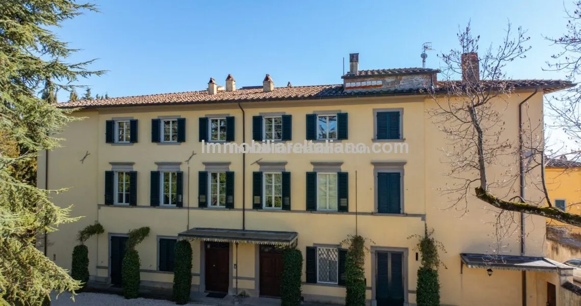 SOLDTown Centre Apartment