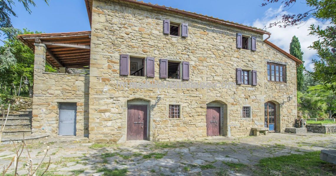 Restored Farmhouse with Olive Grove
