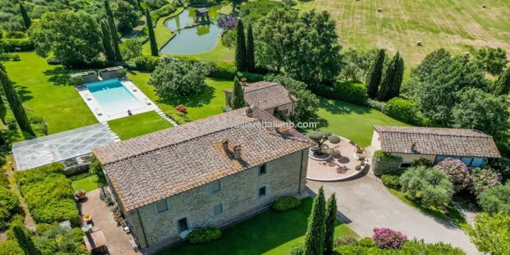 Luxury villa in Italy