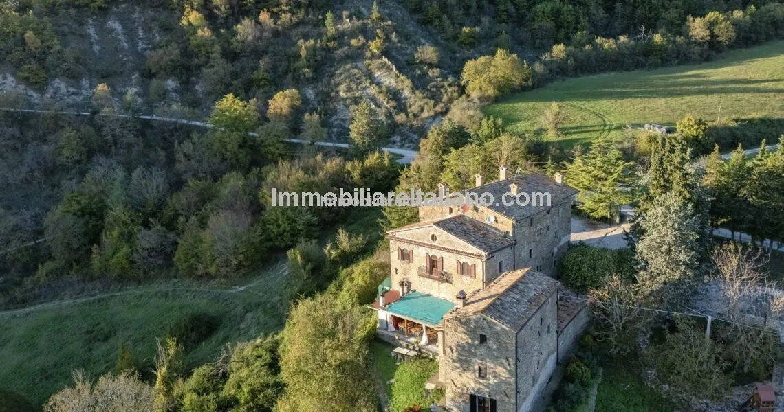 Historic 16th-Century Farmhouse Historic 16th-Century Farmhouse