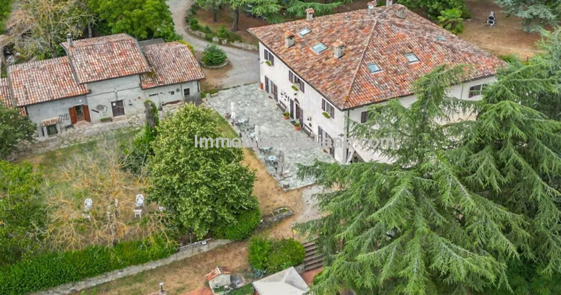 Versatile Farmhouse Home Versatile Farmhouse Home