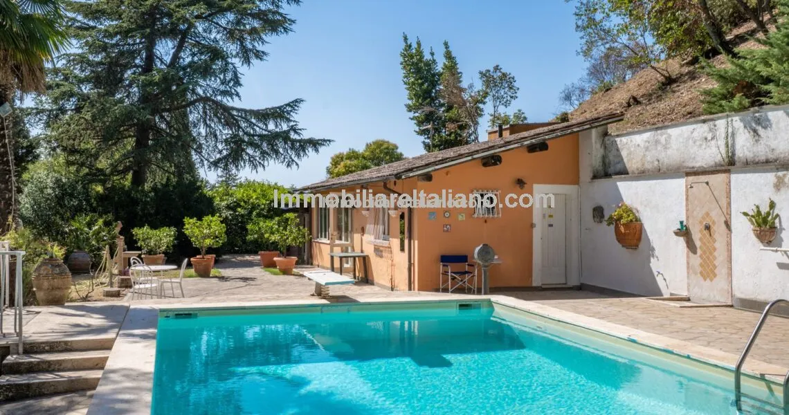 Small Villa with pool Todi Umbria