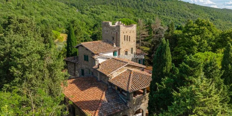 SOLDFlorence Villa Property