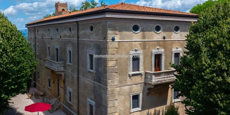 Tuscany Bed and Breakfast For Sale