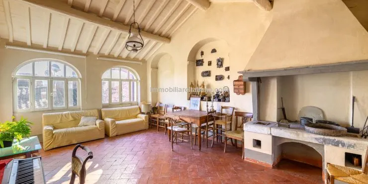 Town Centre Penthouse Apartment