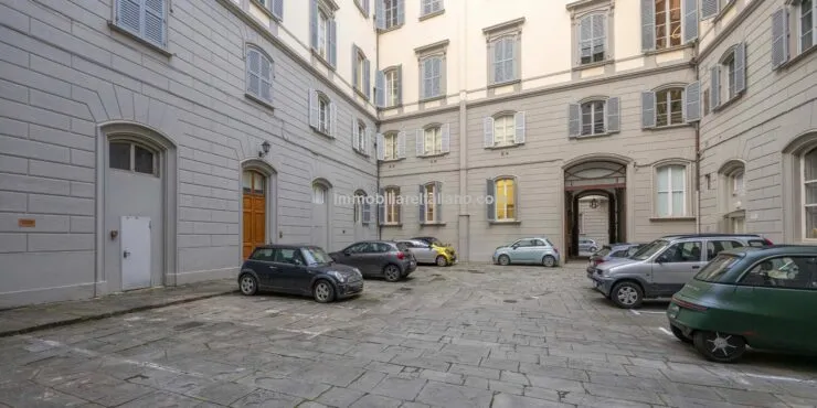 Florence city centre apartment