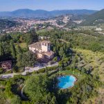 Spoleto Umbria, a magnificent large country villa , tastefully refurbished and restored with the highest quality of fittings throughout.