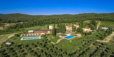 Tuscan Holiday Complex