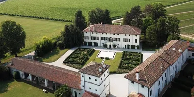 Luxury Estate and Accommodation Business