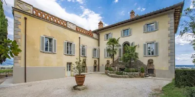Boutique hotel in Italy for sale