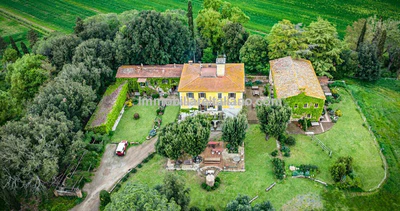Agriturismo and Yoga Centre in Tuscany