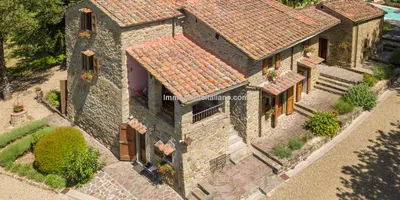 Restored Tuscan Farmhouse