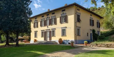 Tuscany villa property