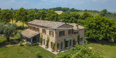 Le Marche Real Estate
