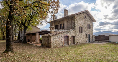Italian Farmhouse Property