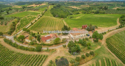 Chianti Tuscany Wine Estate