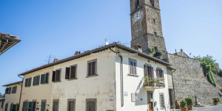 Cheap apartment for sale in Tuscany