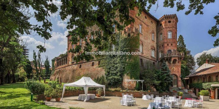 Castle Hotel